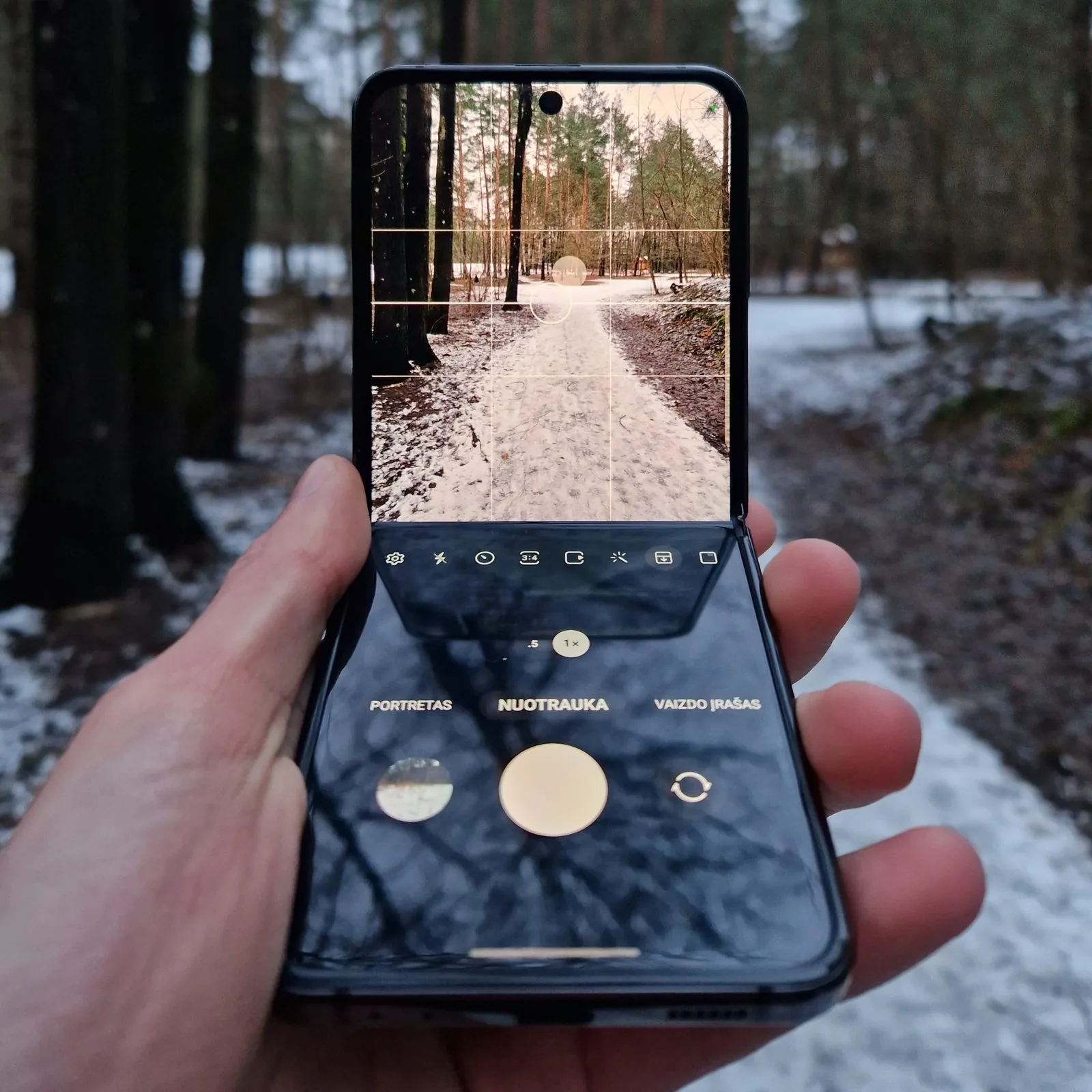 Galaxy Flip4