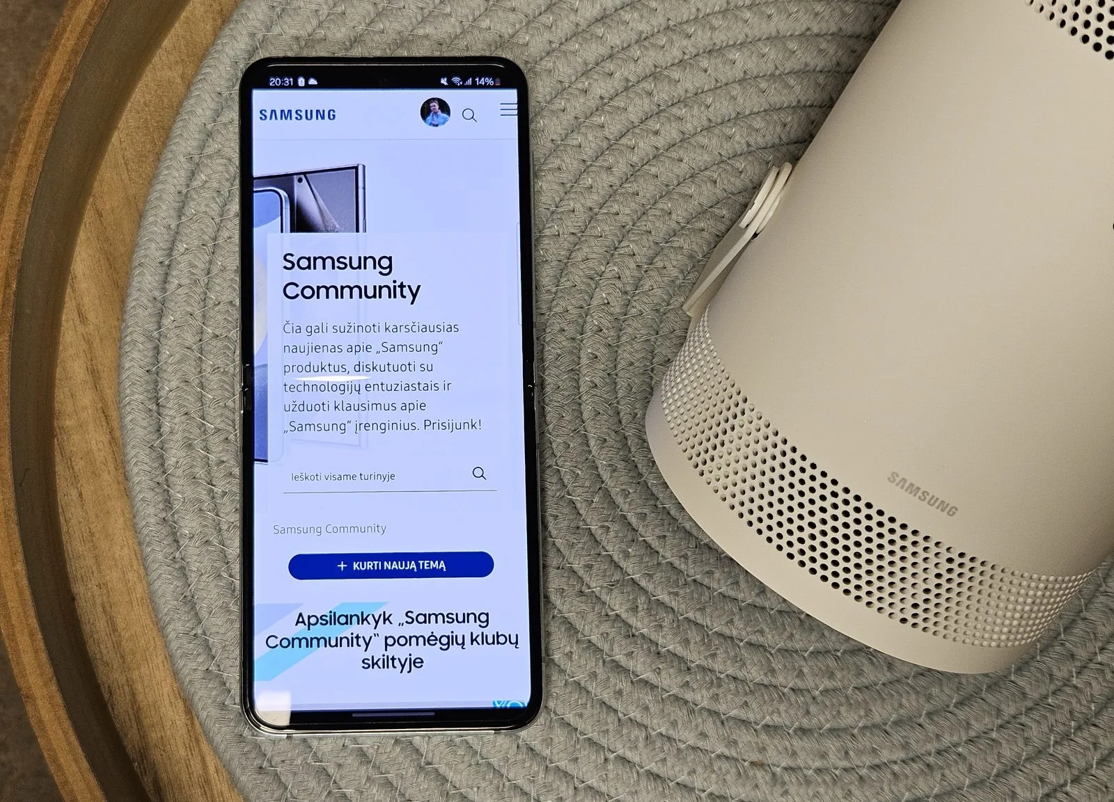 Galaxy Flip5 ekranas