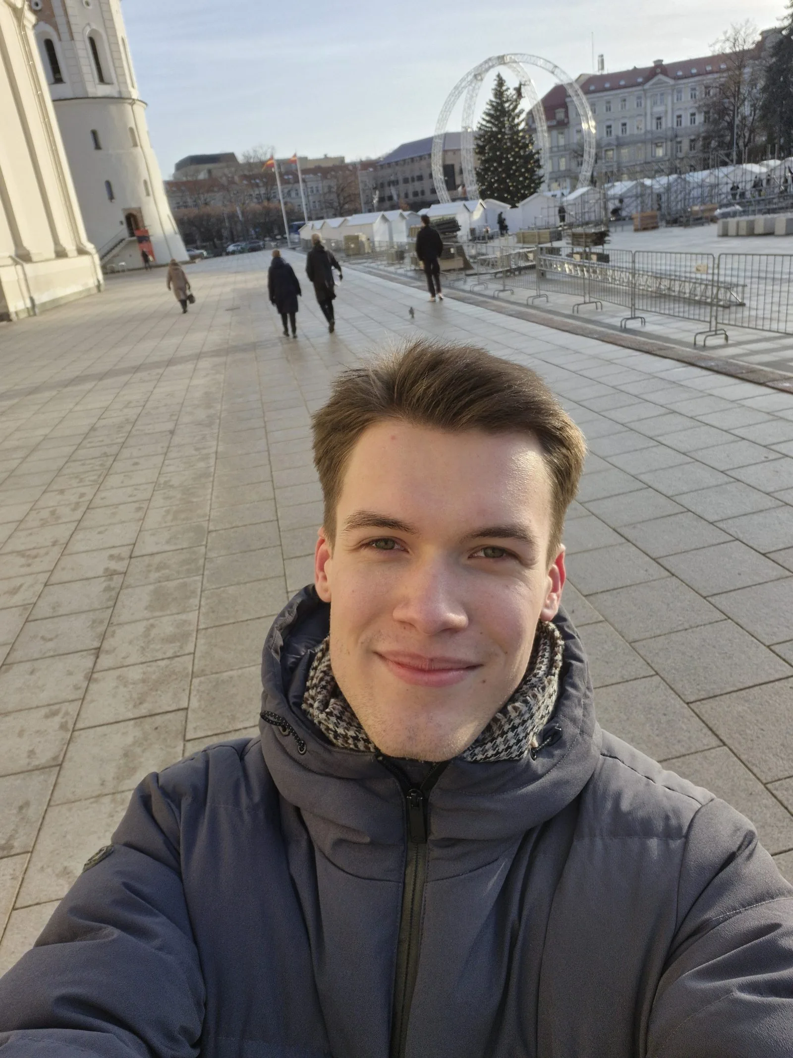 Galaxy S24 FE selfie sample